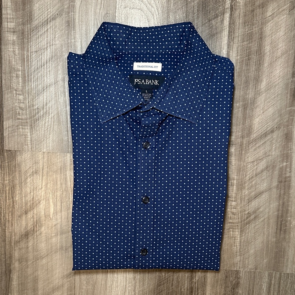Jos. A. Bank Traditional Fit Long Sleeve Button Down - Large